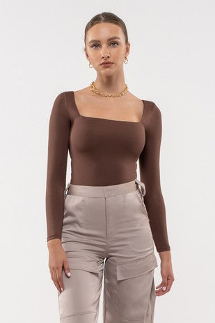 SQUARE NECK  BODYSUIT