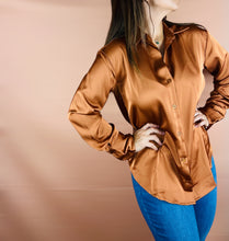 Load image into Gallery viewer, Flowy Satin  Shirt
