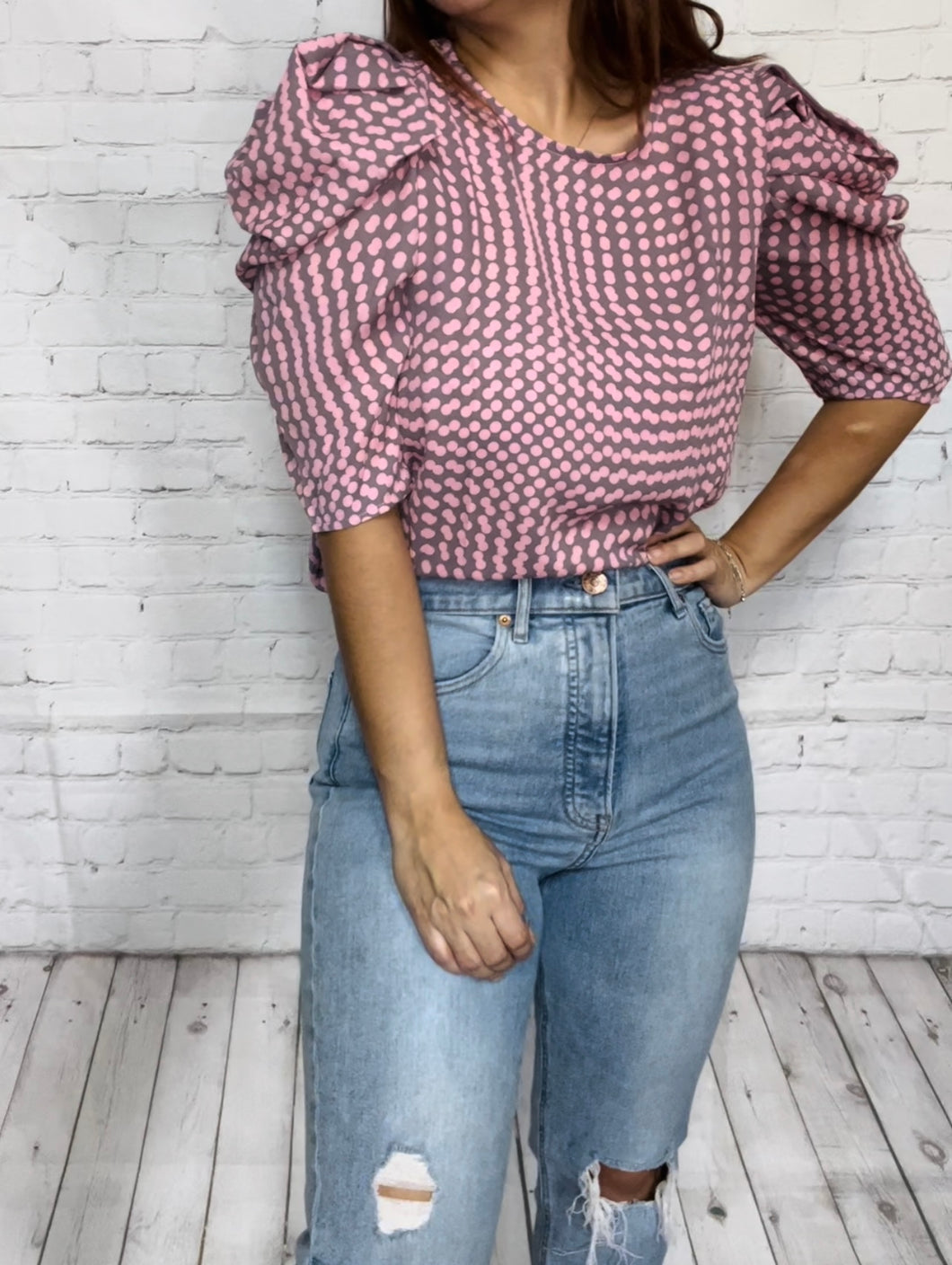 Polka-Dot-Puff-Sleeve